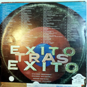 Disco de Vinilo Los Melódicos - Éxito Tras Éxito Vinyl Record