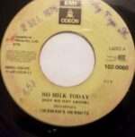 Disco de Vinilo Herman's Hermits - No Milk Today / There's A Kind Of Hush Vinyl Record