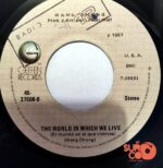 Disco de Vinilo Wang Chung - Let’s Go / The World In Which We Live Vinyl Record