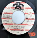 Disco de Vinilo Ricardo Montaner - La Cima Del Cielo / Solo Con Un Beso (Promocional) Vinyl Record