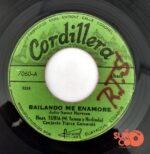 Disco de Vinilo Hermanas Subía - Bailando Me Enamoré / Los Hippies Vinyl Record