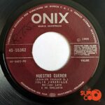 Disco de Vinilo Julio Jaramillo - Nuestro Querer / Luz Y Fuego Vinyl Record