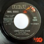 Disco de Vinilo Hermanos Diablo - Libres Para Amar / Cuqui Vinyl Record