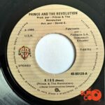 Disco de Vinilo Prince And The Revolution - Kiss / Love Or Money Vinyl Record