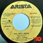 Disco de Vinilo Carly Simon - Coming Around / Itsy Bitsy Spider Vinyl Record