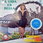 Disco de Vinilo Digna Isabel - La Vida Es Bella Vinyl Record