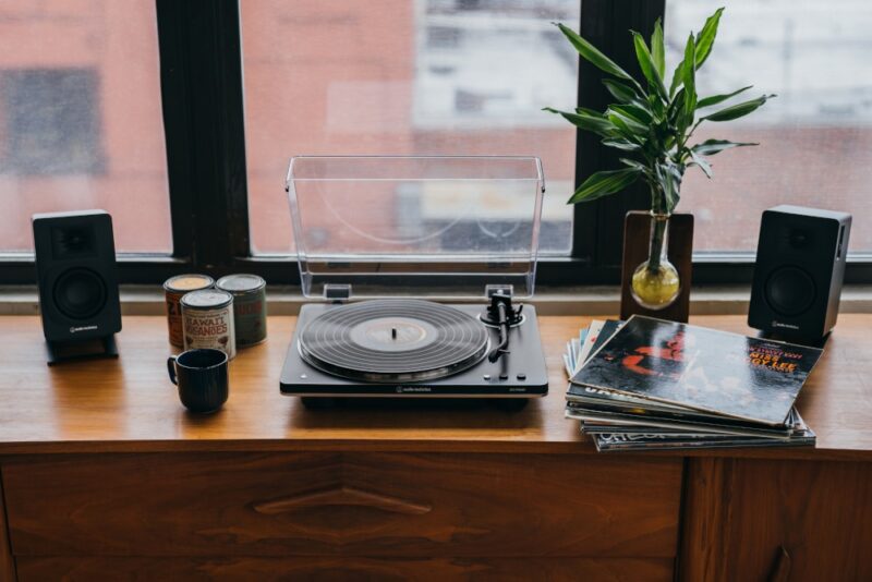 Tocadiscos Audio Technica con Bluetooth AT-LP70XBT BS